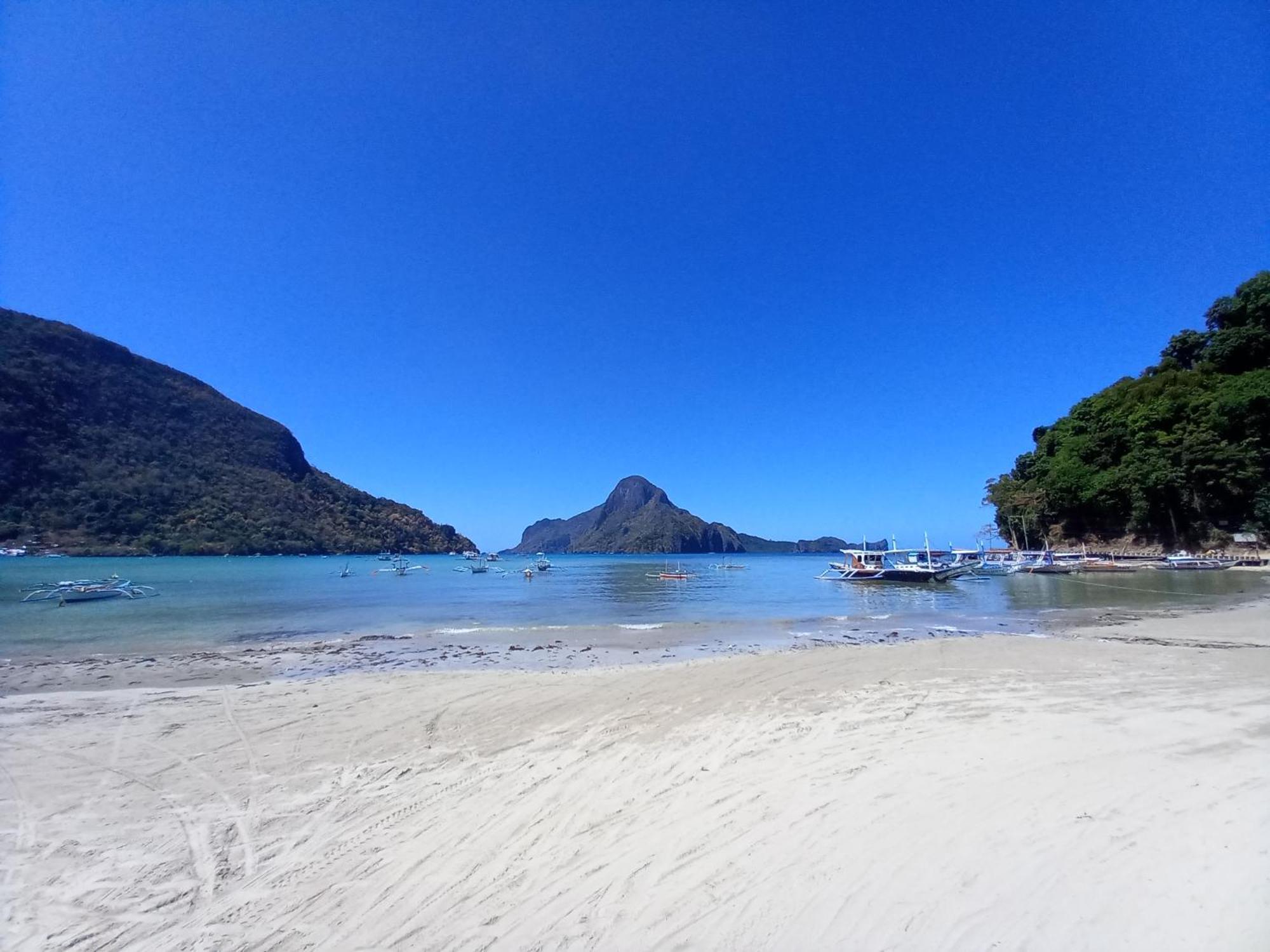 Sun Valley Backpackers Inn El Nido Kültér fotó