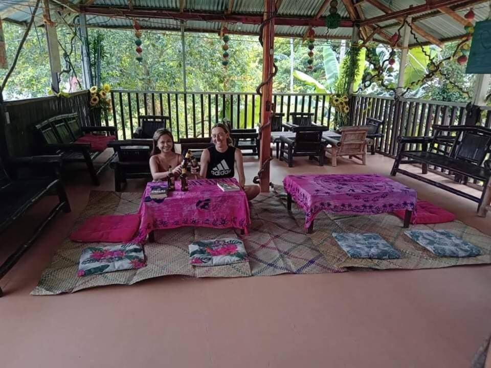 Sun Valley Backpackers Inn El Nido Kültér fotó