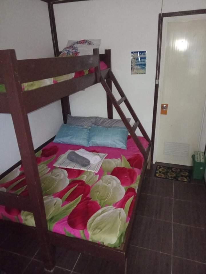 Sun Valley Backpackers Inn El Nido Kültér fotó